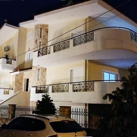 Eva'S Villas 2室温馨庭院拥有私家停车位 Γλυκά Νερά Εξωτερικό φωτογραφία