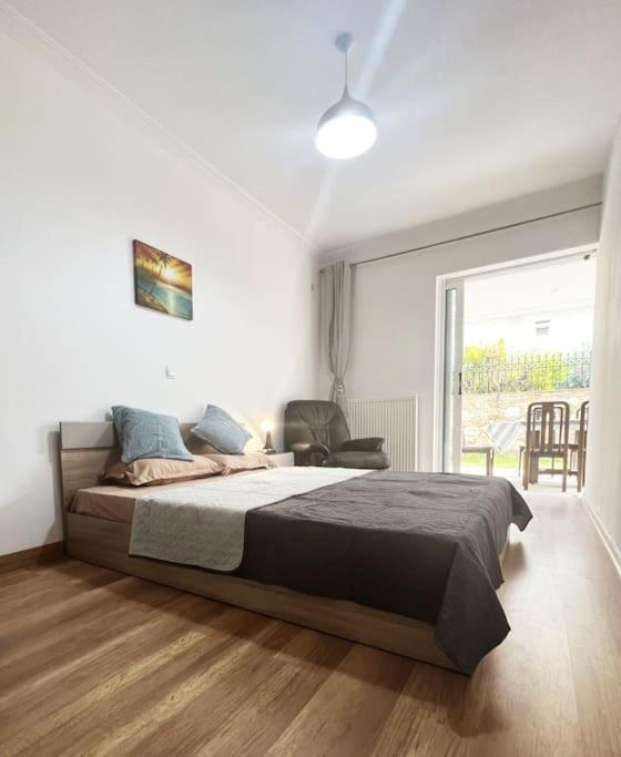 Eva'S Villas 2室温馨庭院拥有私家停车位 Γλυκά Νερά Εξωτερικό φωτογραφία